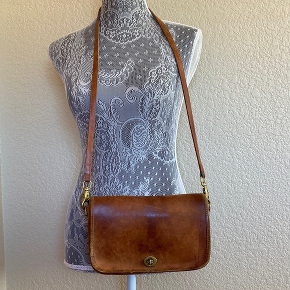 Coach Handbags - Vintage Coach crossbody made in NYC
